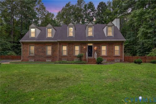 114 Greenway Cir, Williamsburg, VA, 23188-6800 | Card Image
