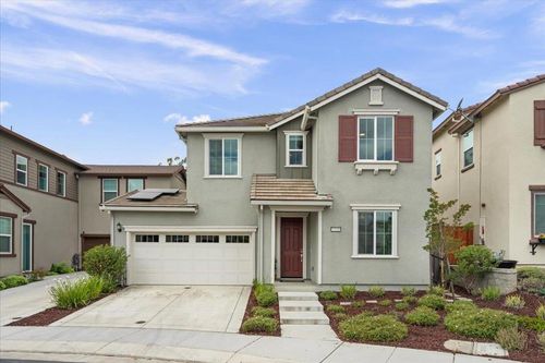 1320 Qualteri Way, Gilroy, CA, 95020-2728 | Card Image