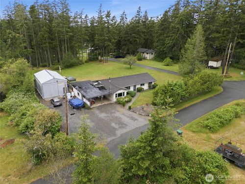 3343 Garfield Ct, Oak Harbor, WA, 98277-7873 | Card Image