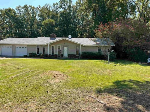 3005 T P White Dr, Jacksonville, AR, 72076-2520 | Card Image