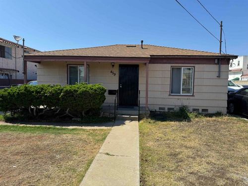 459 D St, Chula Vista, CA, 91910-1661 | Card Image