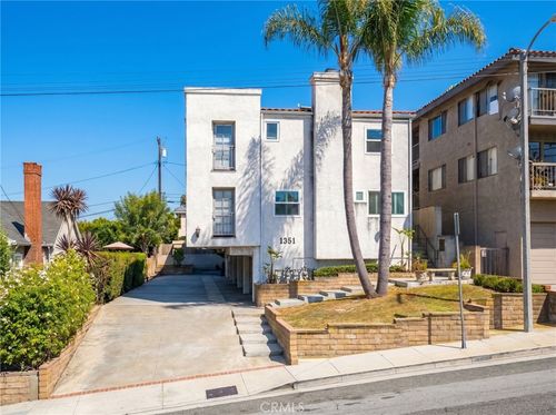 3-1351 W 7th St, San Pedro, CA, 90732-3530 | Card Image