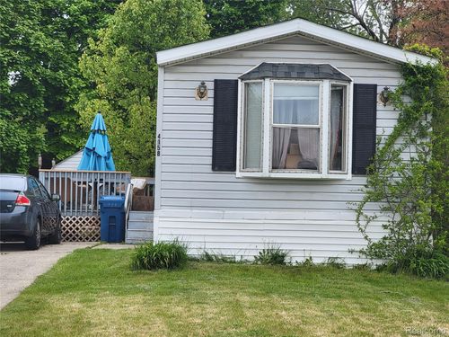 4158 Bickel St, Milford, MI, 48381-4134 | Card Image