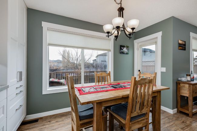 781 Cimarron Close, Home with 3 bedrooms, 3 bathrooms and 4 parking in Okotoks AB | Image 9