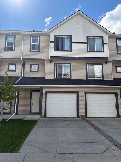 158 Everhollow Hts Sw, Calgary, AB, T2Y5B3 | Card Image