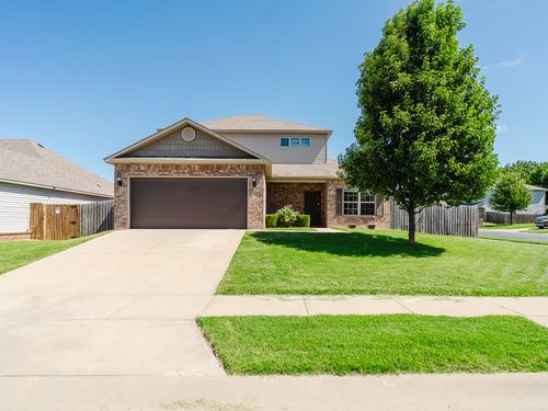 2202 Elmwood Ave, Lowell, AR, 72745-6014 | Card Image