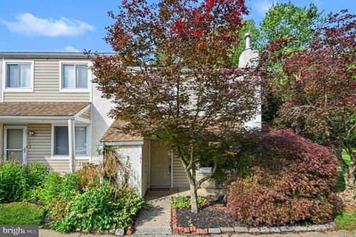 131-151 Roskeen Ct, PHOENIXVILLE, PA, 19460-4083 | Card Image