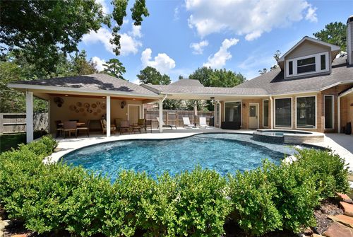11 Redhaven Pl, The Woodlands, TX, 77381-4741 | Card Image
