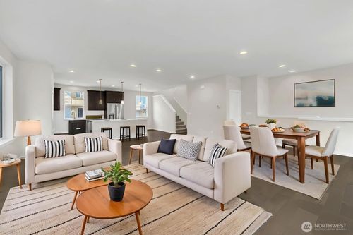 14610 36th Ave Ne, Lake Forest Park, WA, 98155-2620 | Card Image