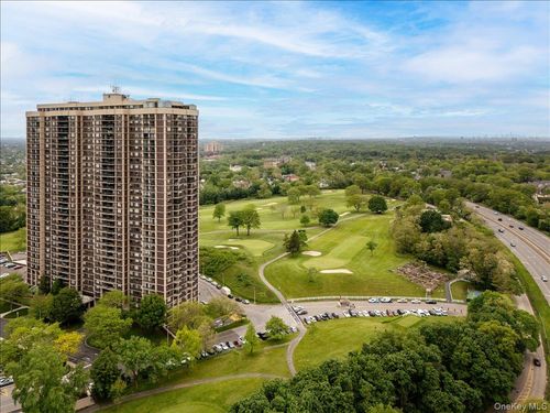 apt-19k-269-10 Grand Central Pkwy, Floral Park, NY, 11005-1019 | Card Image