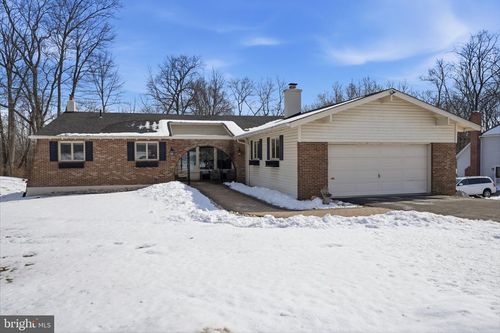 216 Bruce Rd, WASHINGTON CROSSING, PA, 18977-1510 | Card Image