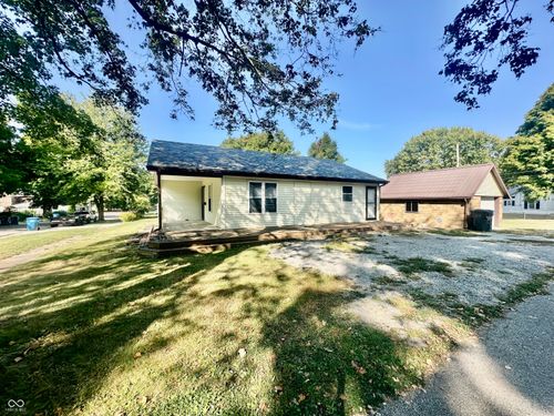 929 Washington St, Covington, IN, 47932-1544 | Card Image