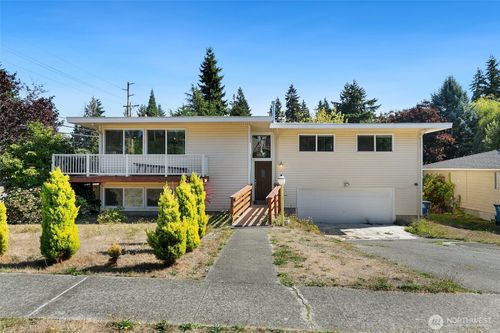 18809 65th Pl W, Lynnwood, WA, 98036-4170 | Card Image