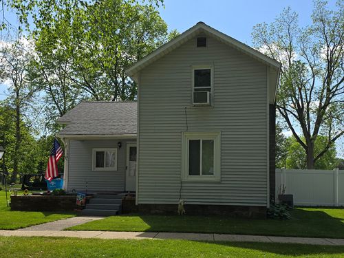 150 Palmer Ave, Colon, MI, 49040-9302 | Card Image