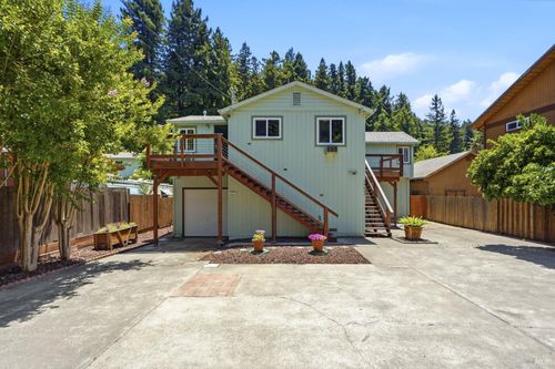 10607 River Road, Forestville, CA, 95436 | Card Image