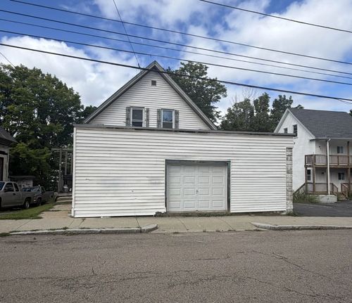 153 Pine St, Gardner, MA, 01440 | Card Image