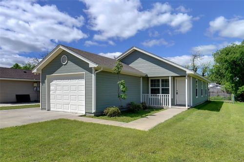 3324 Willing Ave, Fort Worth, TX, 76110-3836 | Card Image