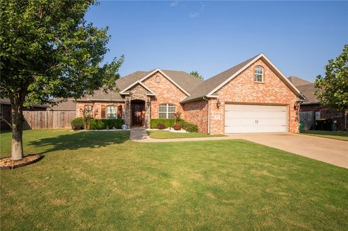 1041 Harvest St, Centerton, AR, 72719-9528 | Card Image