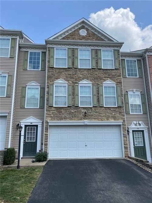 102 Alderwood Dr, Greensburg, PA, 15601-5479 | Card Image