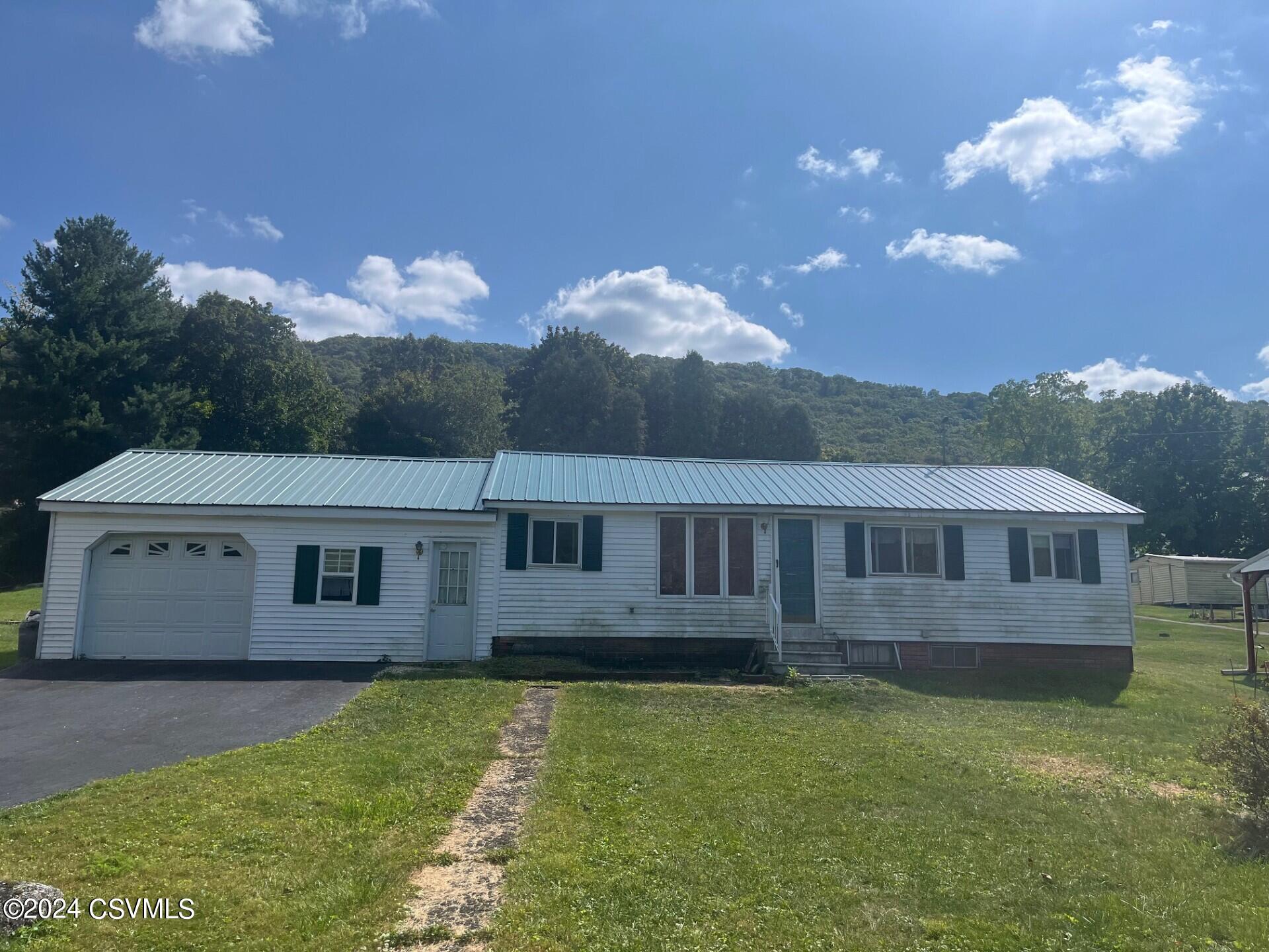 Market St, Trevorton, PA 17881
