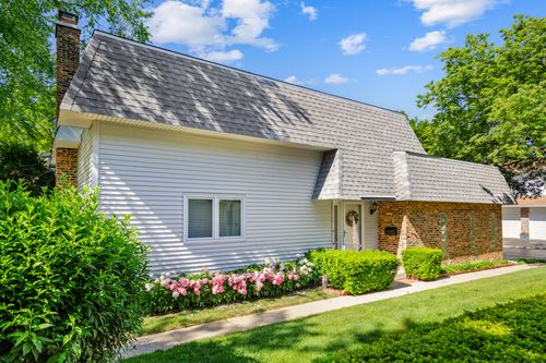 223-223 Pin Oak Dr, Wilmette, IL, 60091-3128 | Card Image