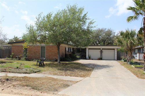717 Santa Barbara Drive, Kingsville, TX, 78363 | Card Image