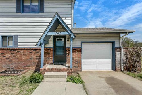 142 E Wood St, Clearwater, KS, 67026-9541 | Card Image