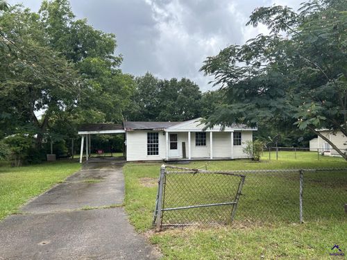 106 Forsyth St, Fort Valley, GA, 31030-5011 | Card Image