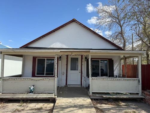 {{alt}} | Card Image