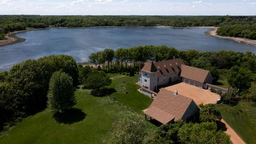 2725 Hamel Rd, Medina, MN, 55340-9785 | Card Image