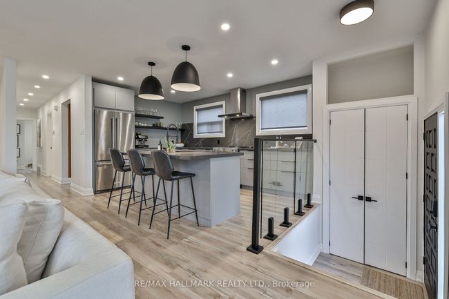 183 Willowridge Rd, House attached with 4 bedrooms, 2 bathrooms and 2 parking in Etobicoke ON | Image 11