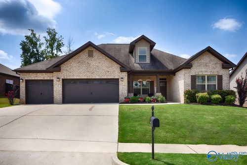 108 Oakside Cir Nw, Madison, AL, 35757-4201 | Card Image