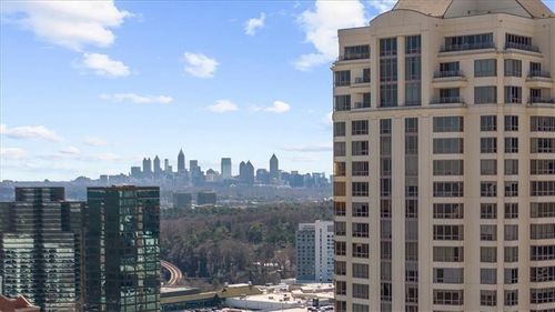 410-3475 Oak Valley Rd Ne, Atlanta, GA, 30326-1299 | Card Image