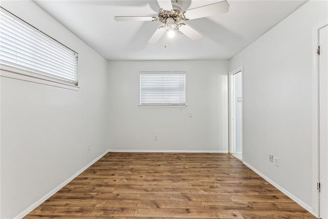 PRIMARY BEDROOM | Image 9