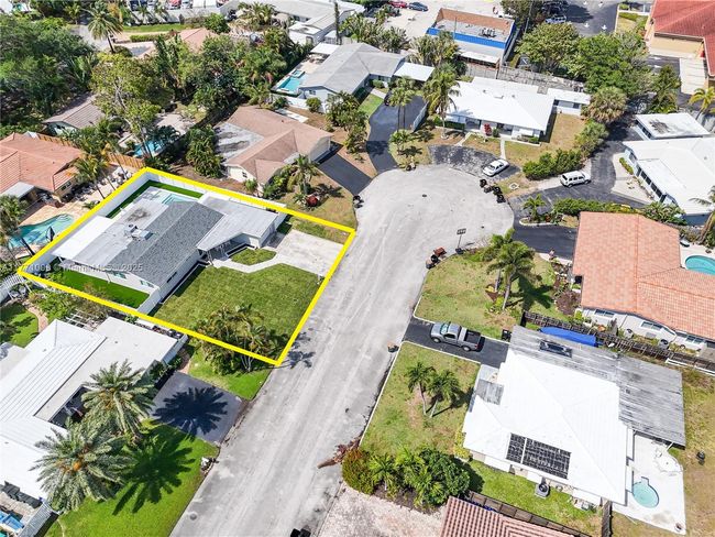 1990 Ne 35 Th St, House other with 3 bedrooms, 2 bathrooms and null parking in Lighthouse Point FL | Image 34