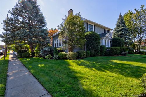 169 Hempstead Ave, Rockville Centre, NY, 11570-2904 | Card Image