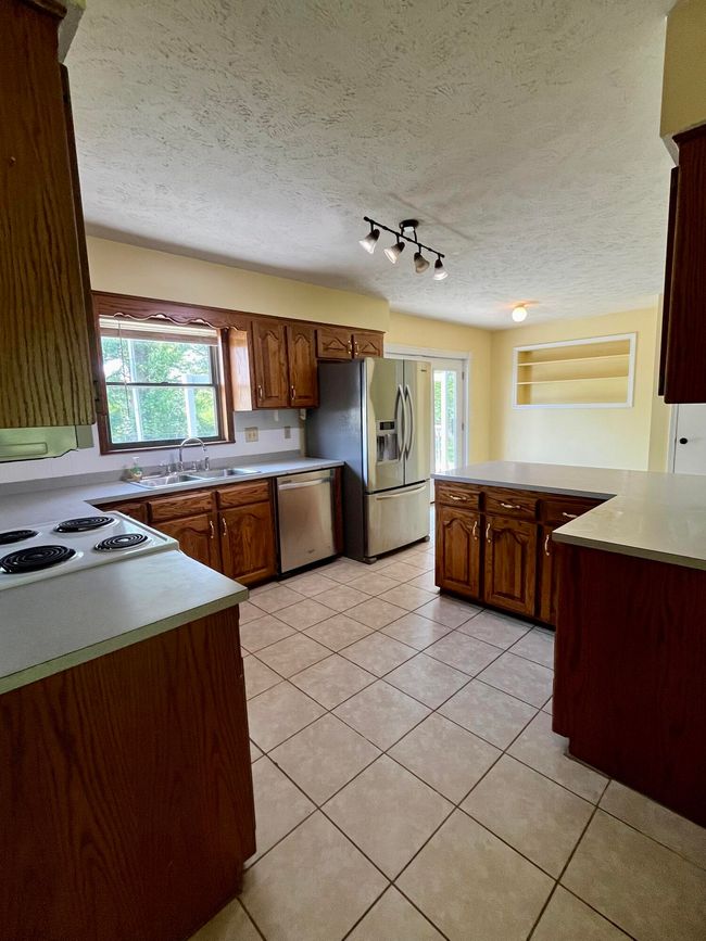 Kitchen | Image 7