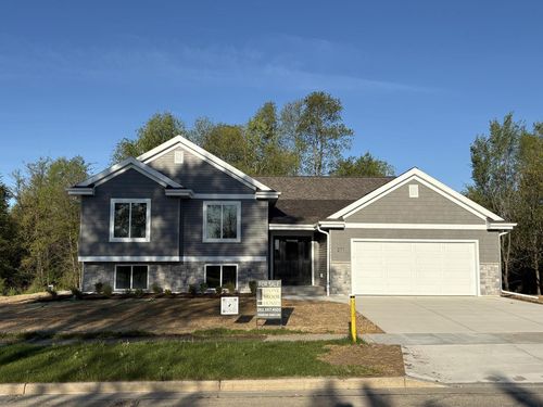 271 Cardinal Drive Drive, Sullivan, WI, 53178 | Card Image