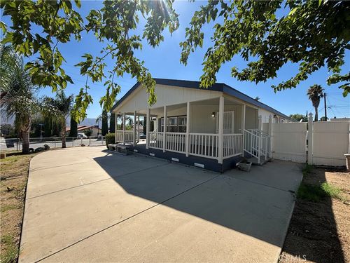 1225 N Alessandro St, Banning, CA, 92220-2213 | Card Image