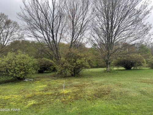 60 Meadowland Dr, Damascus, PA, 18415-3026 | Card Image