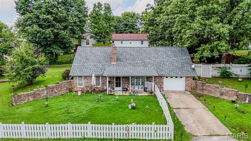 106 Red Bud Circle, St Robert, MO, 65584 | Card Image
