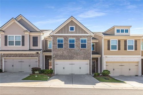 7673 Squire Ct, Fairburn, GA, 30213-1133 | Card Image