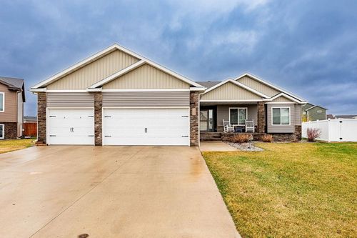 2409 Harbor Ln, West Fargo, ND, 58078-8515 | Card Image