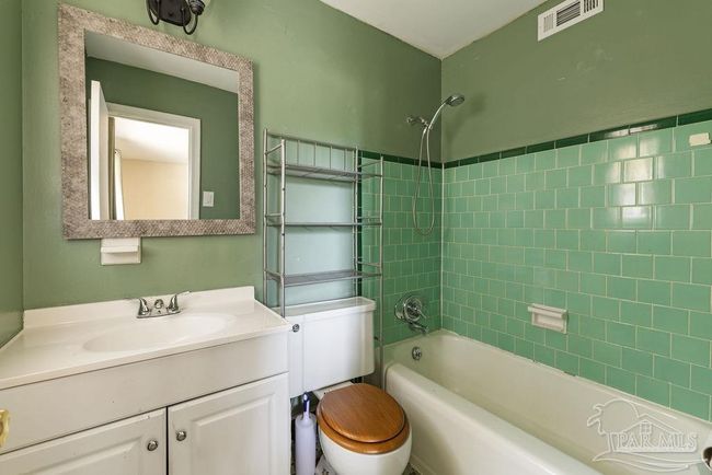 4936 Springhill Dr, House other with 3 bedrooms, 2 bathrooms and 1 parking in Pensacola FL | Image 13