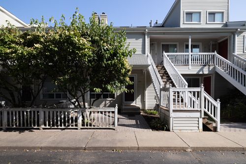 apt-215-510 E Main St, Stratford, CT, 06614-4458 | Card Image