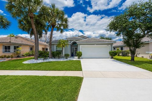 214 Sw 180th Ave, Pembroke Pines, FL, 33029-3901 | Card Image