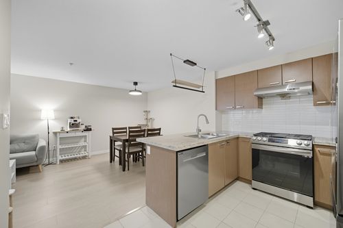 221-9500 Odlin Rd, Richmond, BC, V6X0H5 | Card Image