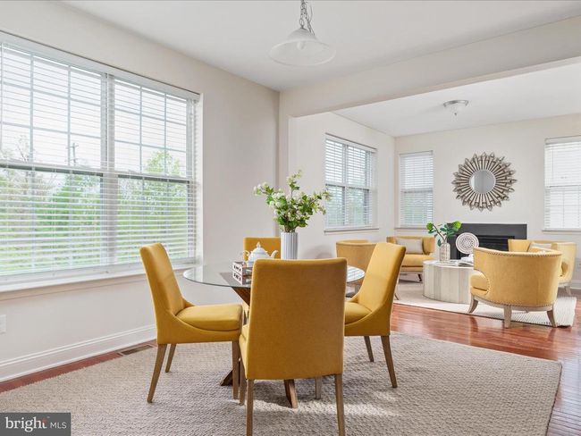 42241 Violet Mist Ter, Townhouse with 4 bedrooms, 4 bathrooms and null parking in BRAMBLETON VA | Image 11