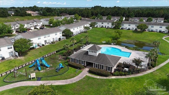 552 Wingspan Way, House other with 3 bedrooms, 3 bathrooms and 1 parking in Crestview FL | Image 16
