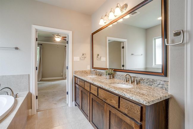 302 Blue Stem Ln, House other with 4 bedrooms, 4 bathrooms and null parking in Aledo TX | Image 16